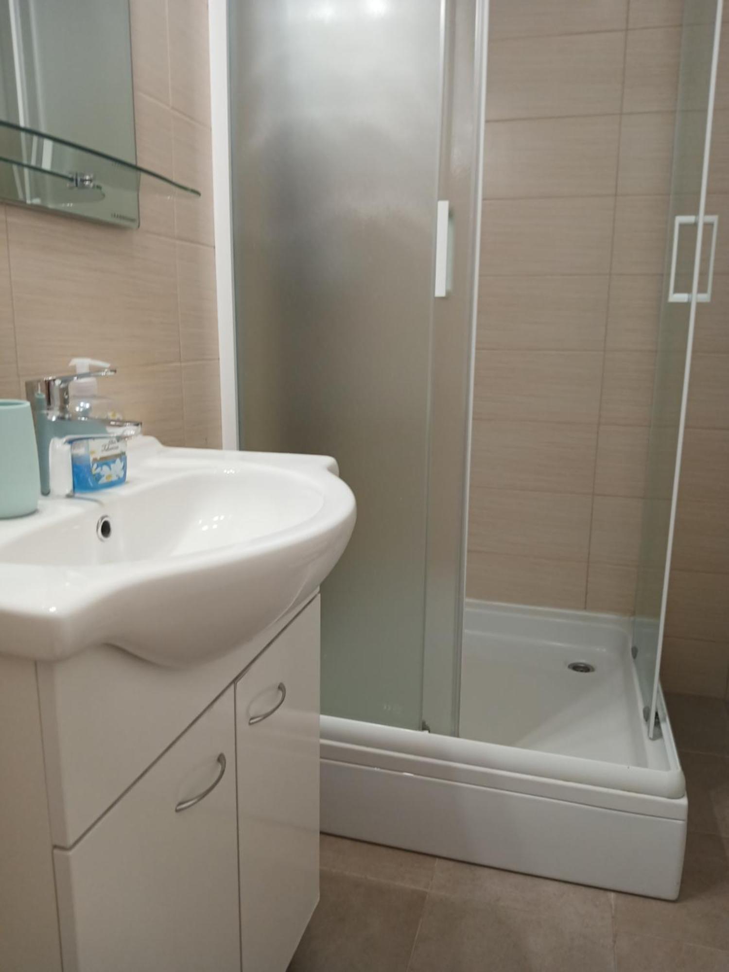 Apartmani Marijana ชิเบนิก ภายนอก รูปภาพ