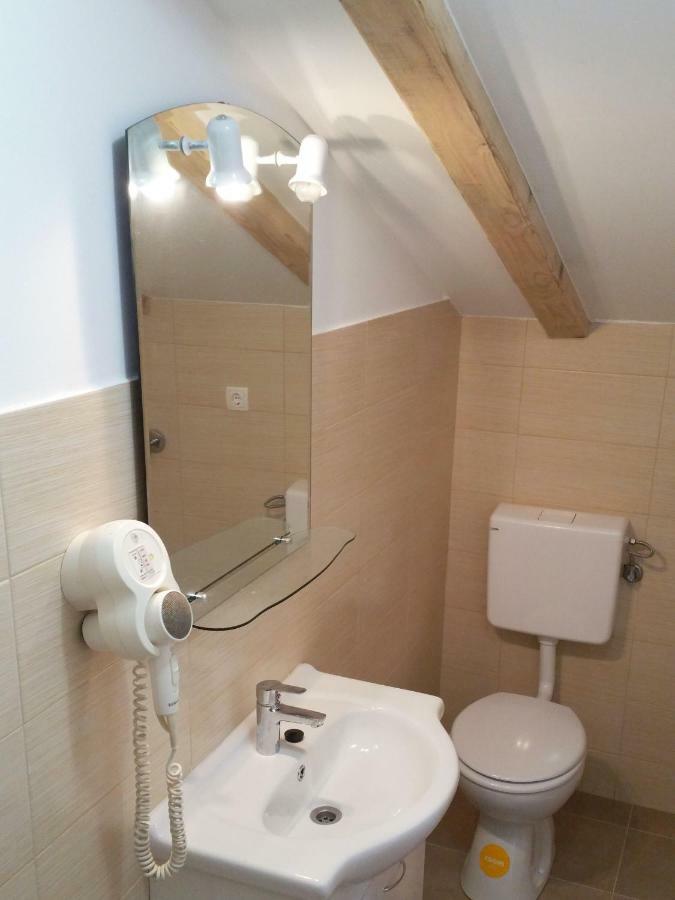 Apartmani Marijana ชิเบนิก ภายนอก รูปภาพ